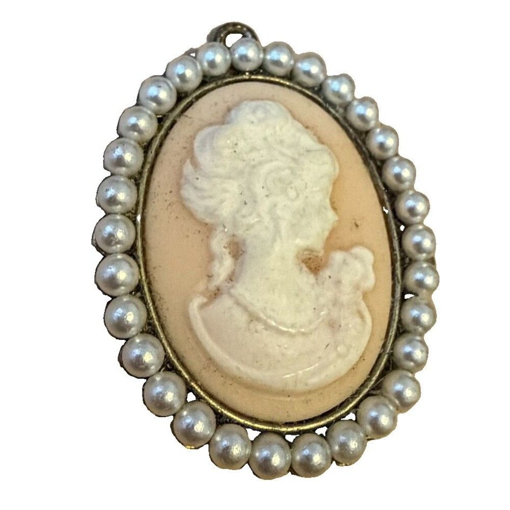 Vintage Faux Pearl Oval Cameo Pendant Gold Tone Victorian Style Lady Portrait